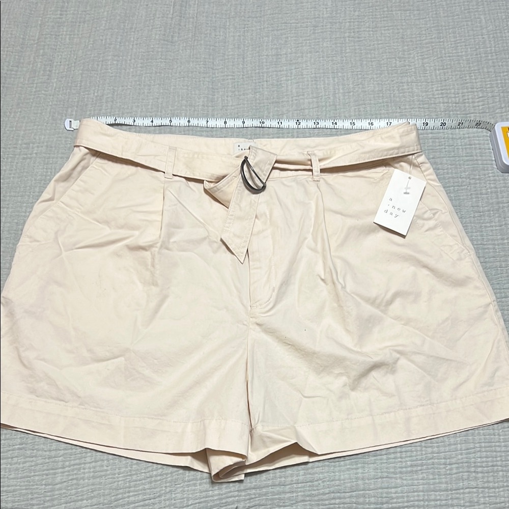 A New Day Light Tan Belted High Waisted Shorts Size 16